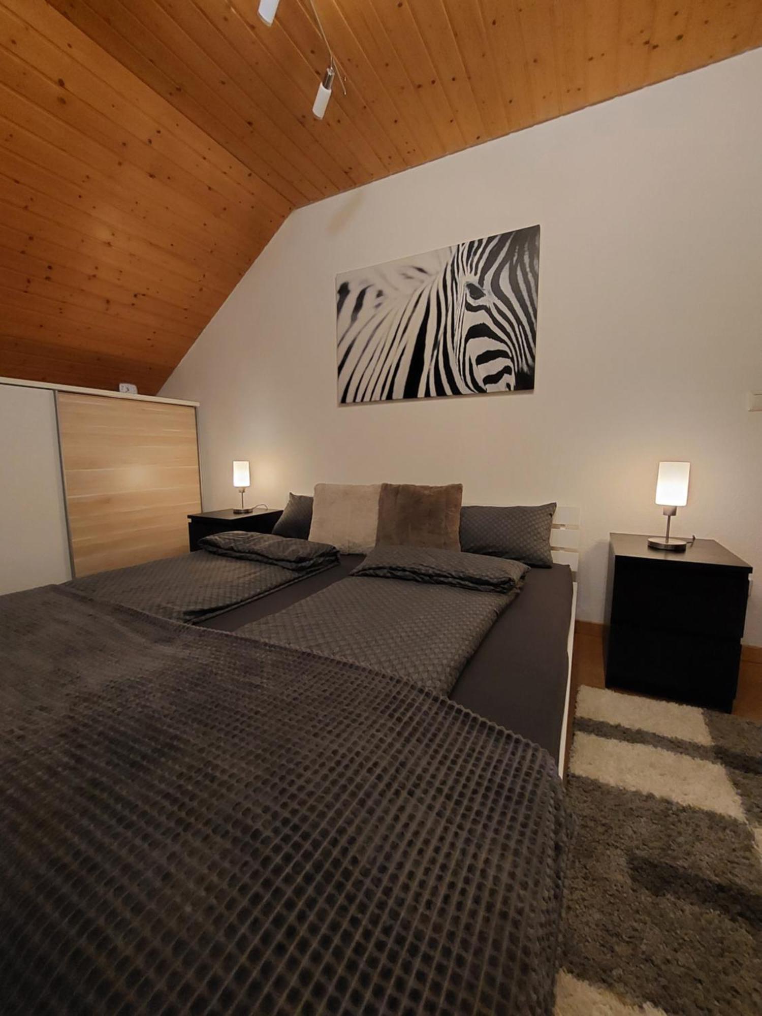 Апартаменти Haus Auf Der Schwaebischen Alb Grabenstetten Екстер'єр фото